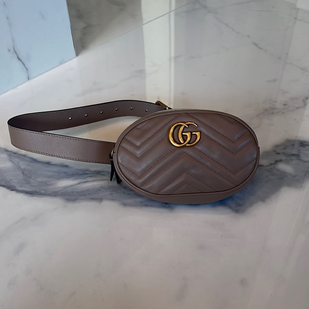 Gucci Marmont belt bag in tan. Like new. No dust bag or box.